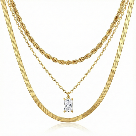 collar camelia dorado